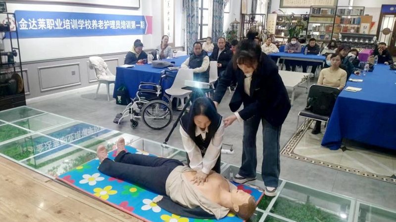 老年餐定制配送，如何让长者饮食更健康？**